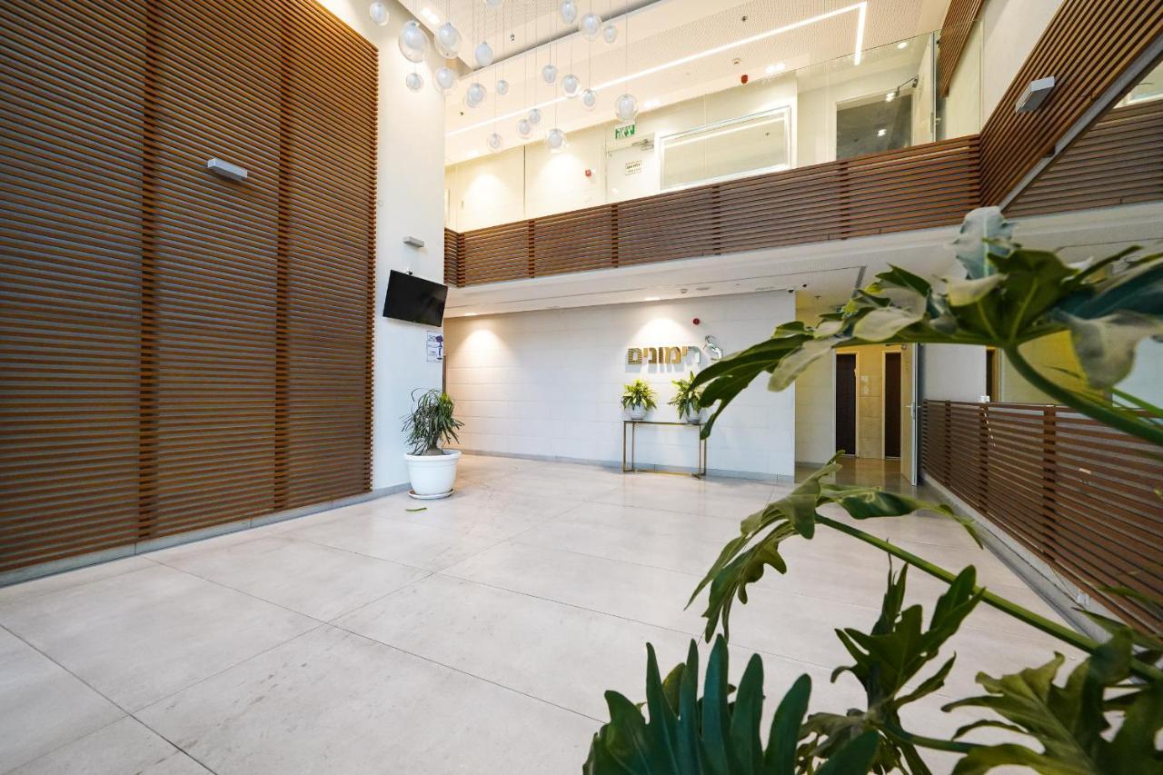 Maorissimo Tower Apartment อักโก ภายนอก รูปภาพ