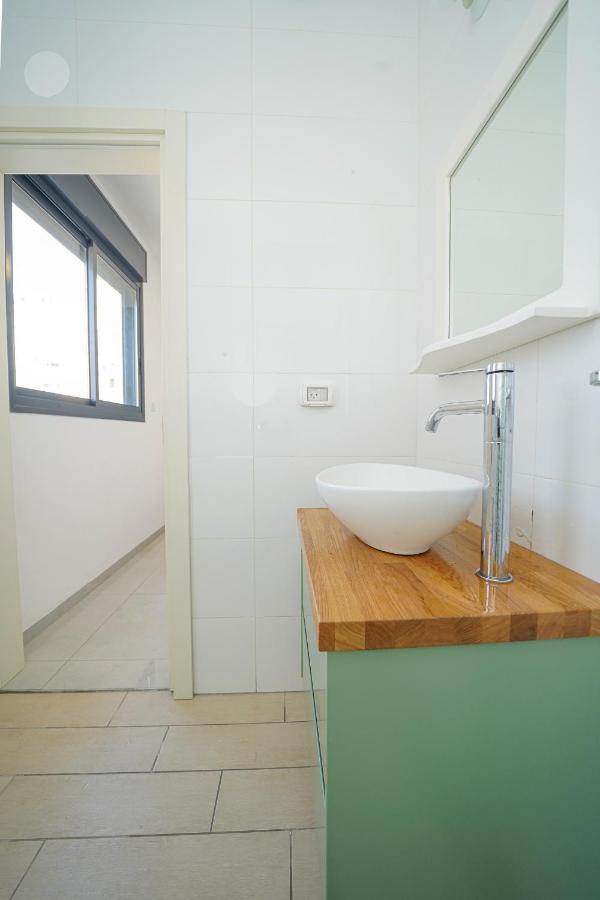 Maorissimo Tower Apartment อักโก ภายนอก รูปภาพ