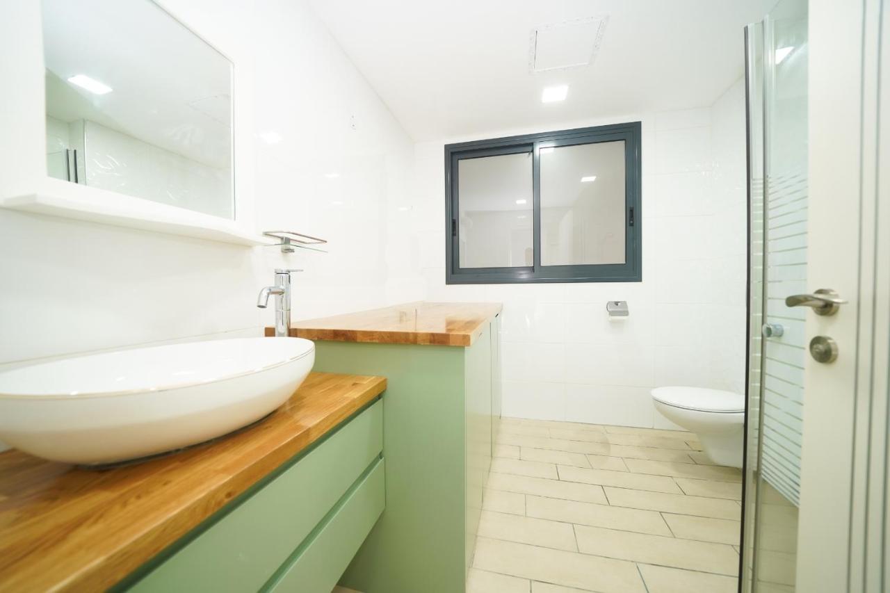 Maorissimo Tower Apartment อักโก ภายนอก รูปภาพ