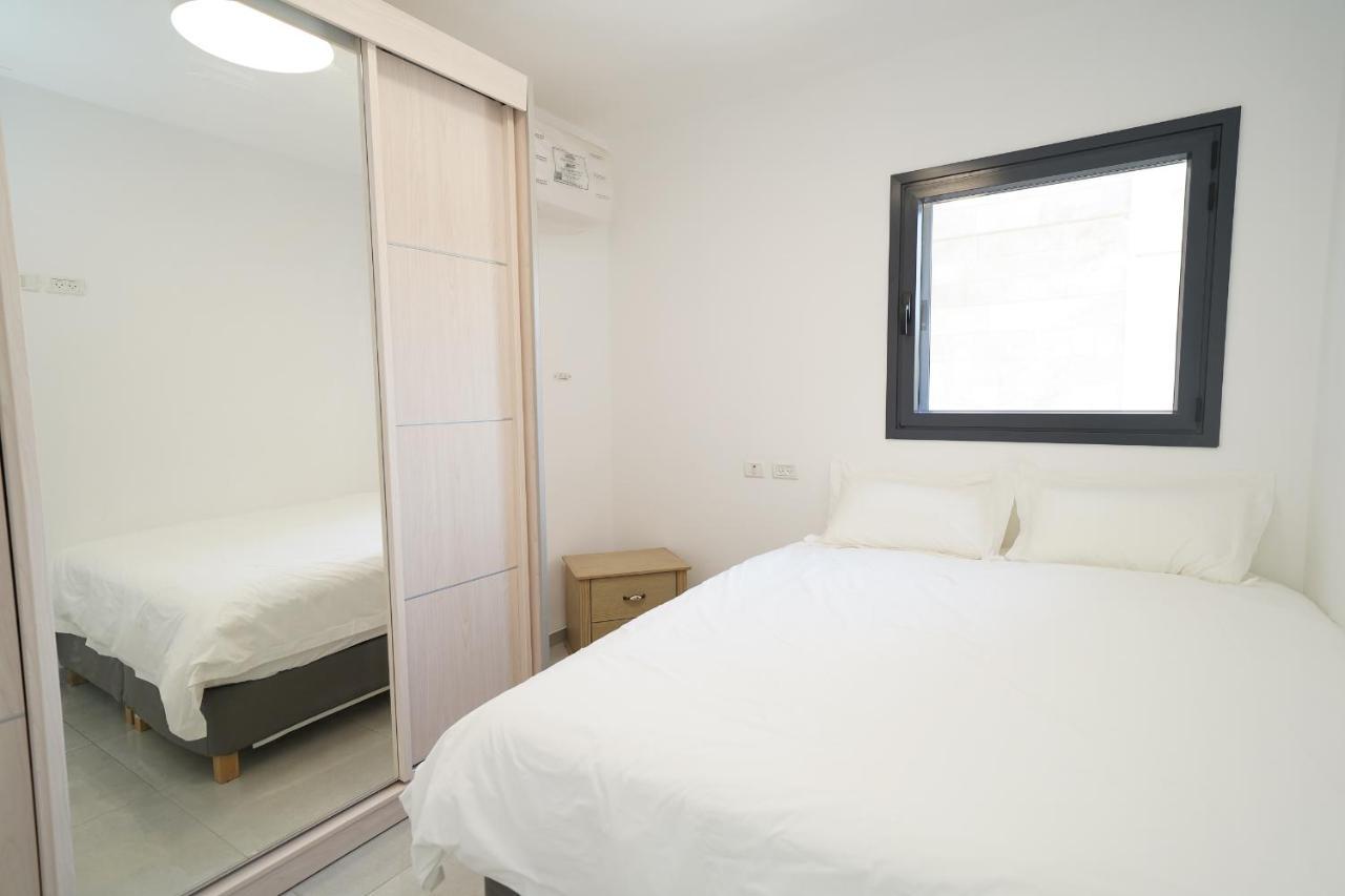 Maorissimo Tower Apartment อักโก ภายนอก รูปภาพ